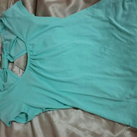 A teel Tee Shirt! - Picture 1 of 3