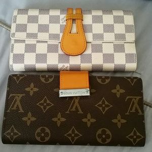 Inspired wallet with free 1 white wallet