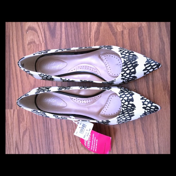 Dexflex Comfort brand new size 9