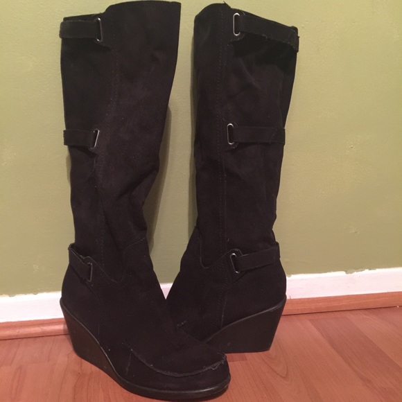 *USED* Aerosoles Boots size 8