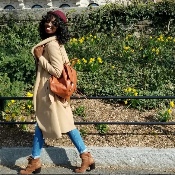 Meet Your Seller! ☺️ IG: ye_31 - Picture 3 of 4