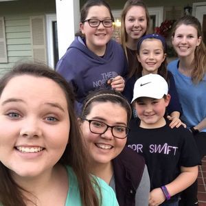 Meet your Posher, Leanne