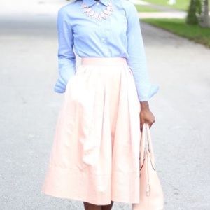 Beautiful Banana Republic Skirt