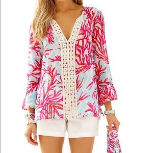 DISO Lilly Pulitzer Luci V-Neck Tunic! Size large!