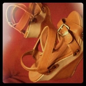Platform opened toe heels