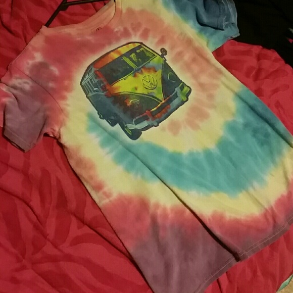 Hippie van hippest shirt every hippie need this