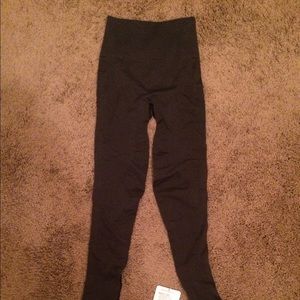 Authentic lululemon pants. Brand new!