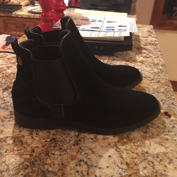 Steve Madden ankle boots-worn one time.