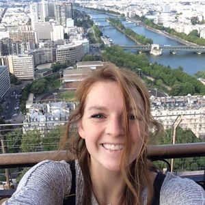 Meet your Posher, Hannah