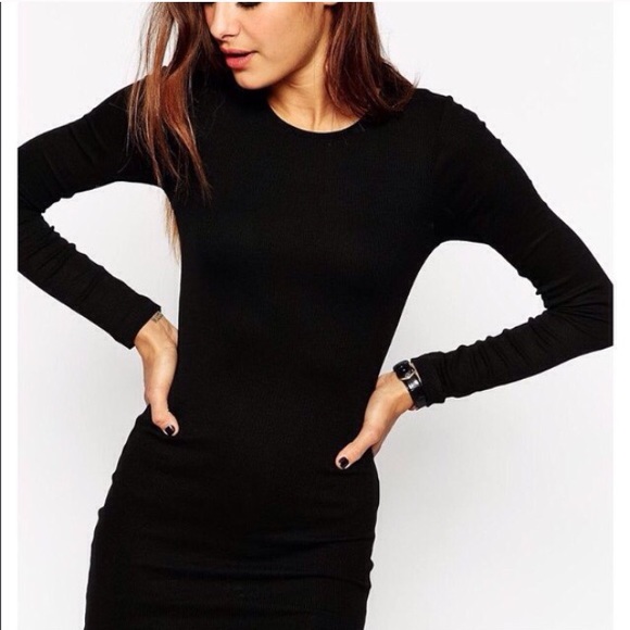 Black bodycon dress