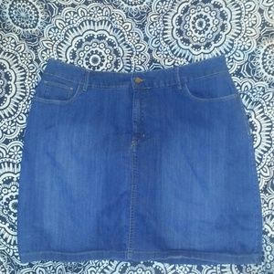 Croft & Barrow Jean Skort
