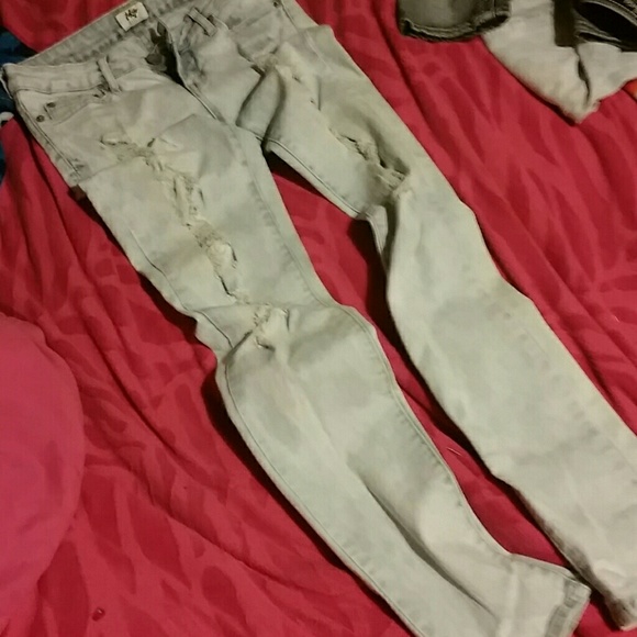 Small - Picture 2 of 2