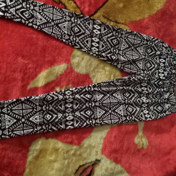 Black and white leggings