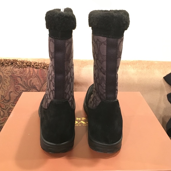 NEW COACH BOOTS - Picture 3 of 4