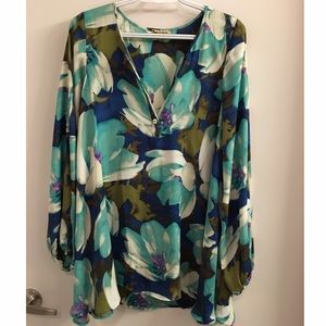 show me your mumu floral tunic