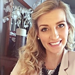 Meet your Posher, Kristin