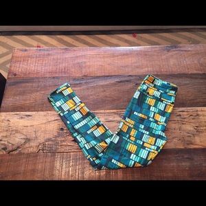 OS Lularoe leggings
