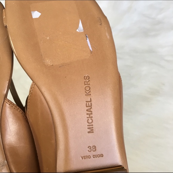 SOLD - Picture 3 of 4