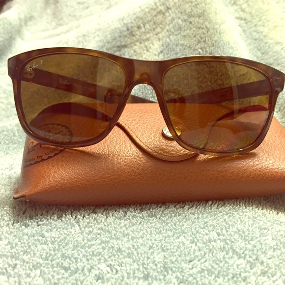 ❌❌SOLD on 🅿️🅿️Ray Ban 4181 sunglasses