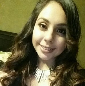 Meet your Posher, Stephanie