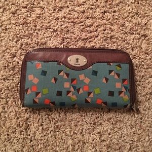 Fossil wallet