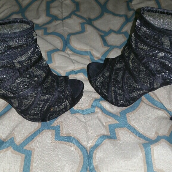 Lace heels