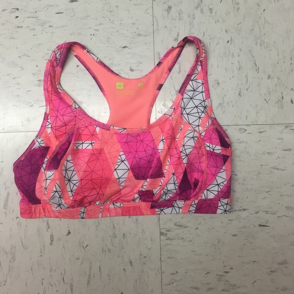Beautiful coral sports bra🔥🔥