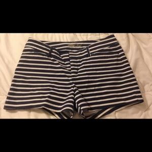 Old Navy Striped white and navy shorts!