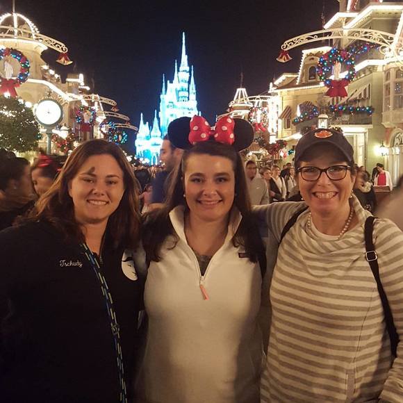 Meet your Posher, Elise - Picture 1 of 1