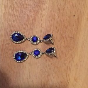 Royal blue dangling earrings