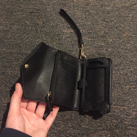 Michael Kors iPhone 4 case/wristlet