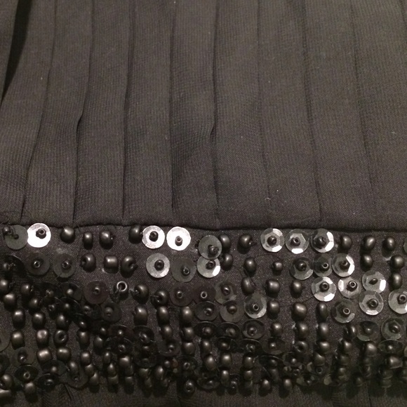 Chelsea & Violet box pleated dress - Picture 2 of 2