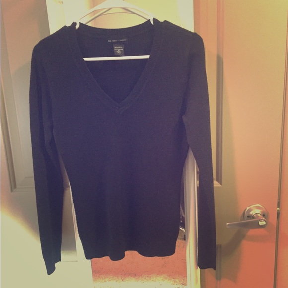 SOLDBlack v-neck sweater