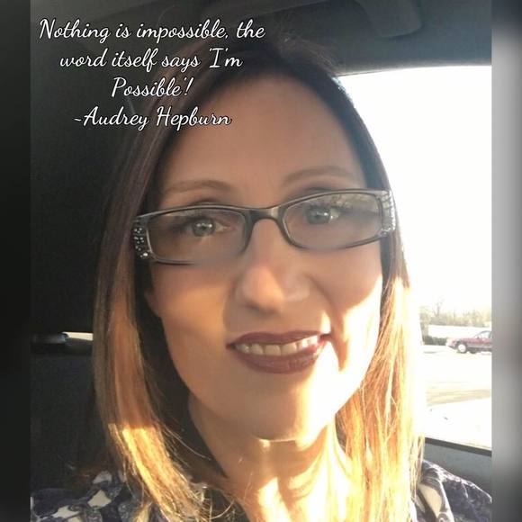 Meet your Posher, Jennifer - Picture 1 of 1