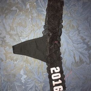 vs pink thong