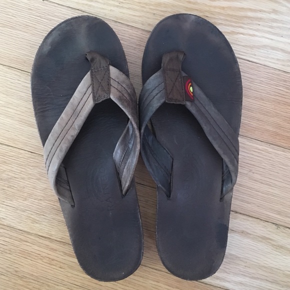 ❌SOLD❌🌈Womens Size Small Rainbow Flip Flops👙 - Picture 2 of 4