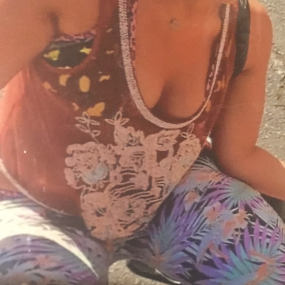 Sheer beaded tank by kimchi blue - Picture 4 of 4