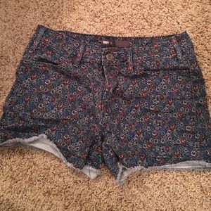 Levi floral print denim shorts