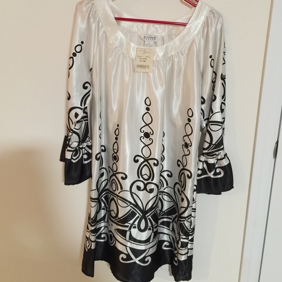 White and black beautiful dress for any occasion!