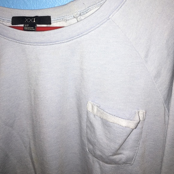 Pullover - Picture 2 of 3