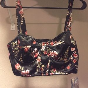 New with tags urban outfitters crop top