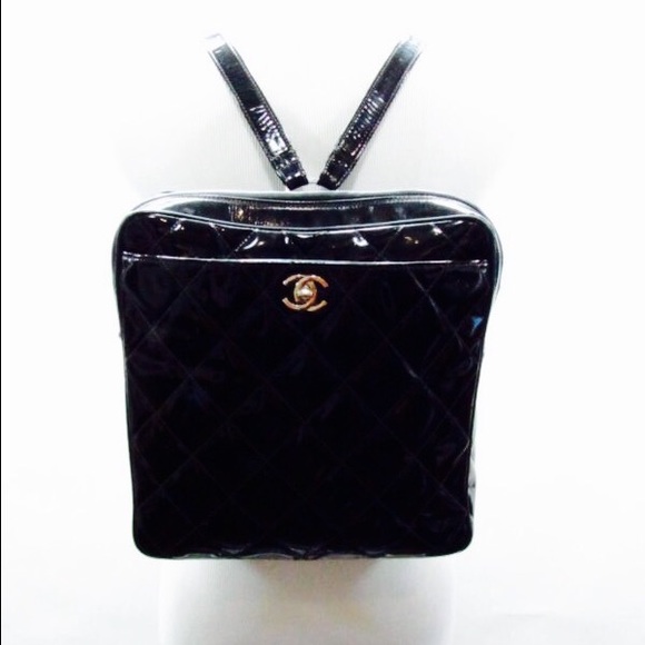 🍀sold🍀CHANEL Rare Vintage Black Patent Backpack