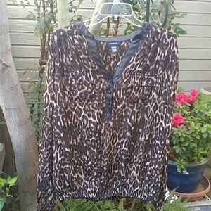 Cute cheetah blouse with faux leather trimming