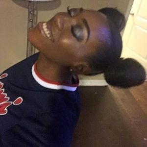 Meet your Posher, Bri