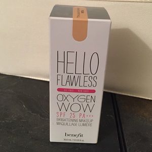 Benefit Hello Flawless Makeup - Petal