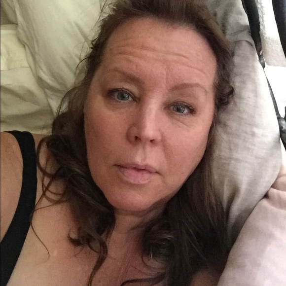 Meet your Posher, Polly - Picture 2 of 5