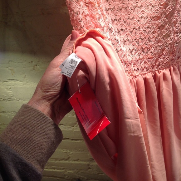 SALE American apparel  lace chiffon peach - Picture 3 of 3