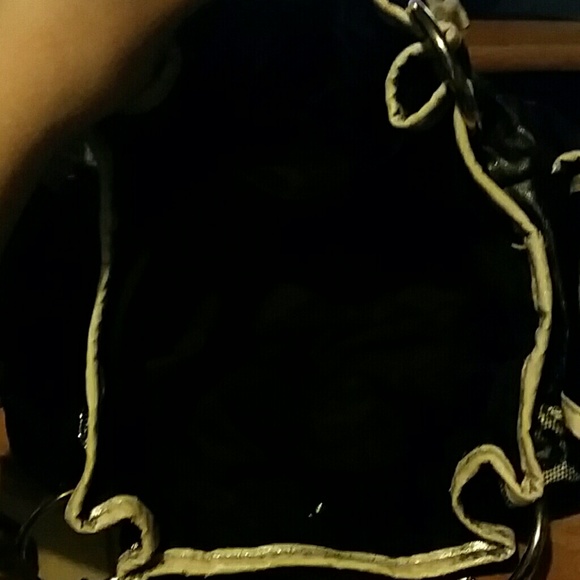 Purse - Picture 2 of 4
