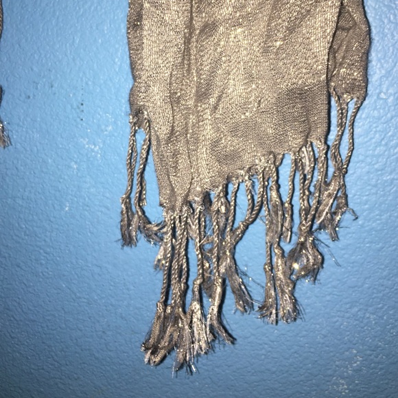 Scarf - Picture 3 of 3