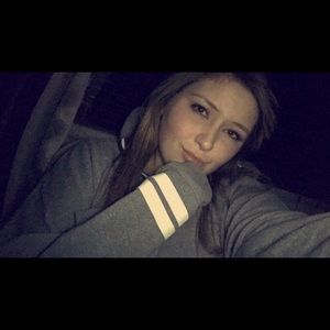 Meet your Posher, Brooke